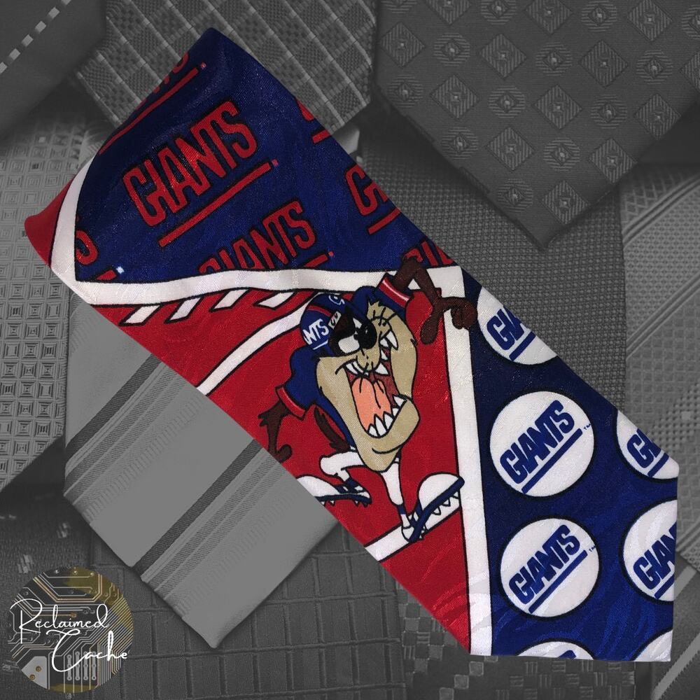 Looney Tunes New York Giants Tie